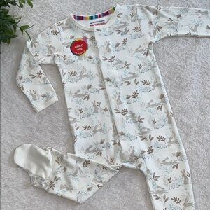 NWT Magnetic Me Meadow Rabbits Cream and Brown Footie 6-9M Hare & Tortoise